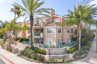 Villa Milano in Huntington Beach, CA - Building Photo