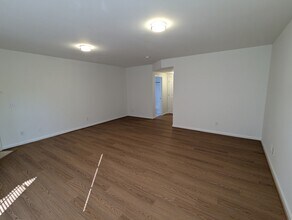 35090 Sara Ct in Locust Grove, VA - Building Photo - Building Photo