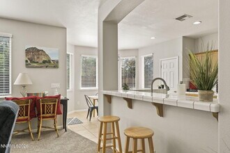 10640 Arbor Way in Reno, NV - Building Photo - Building Photo