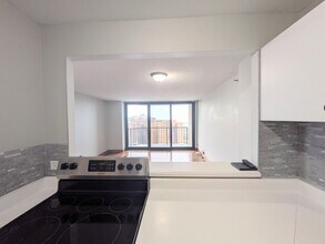 3660 N Lake Shore Dr in Chicago, IL - Building Photo - Building Photo