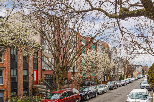 249 8th St in Brooklyn, NY - Building Photo - Building Photo