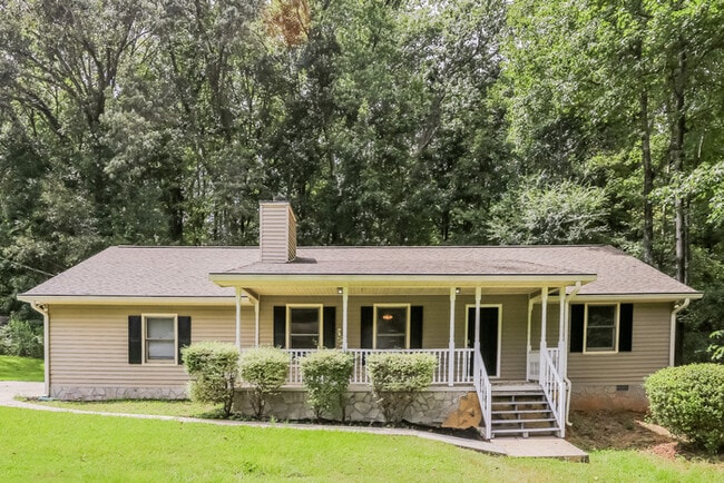 property at 525 Knollwood Dr