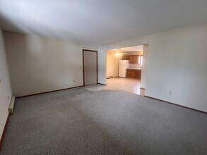 8427 Woodhaven Dr SW-Unit -8427 Woodhaven Dr SW Unit 4A in Byron Center, MI - Building Photo - Building Photo