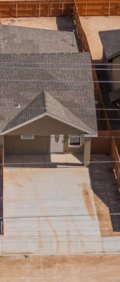 property at 1014 N Eva Ave