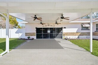1369 Whitacre Dr in Clearwater, FL - Building Photo - Building Photo