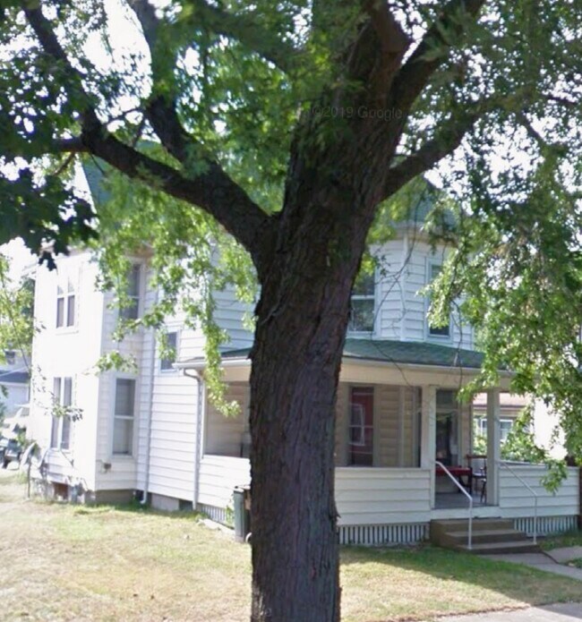 613 N Madison St, Unit 4