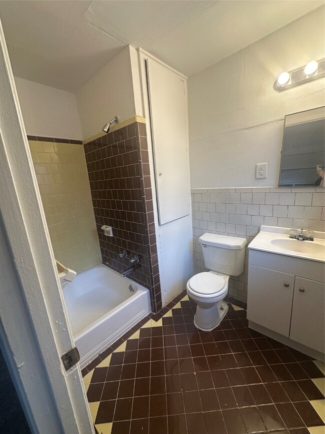 property at 5906 Ardmore St