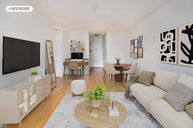 301 E 45th St in New York, NY - Building Photo - Building Photo