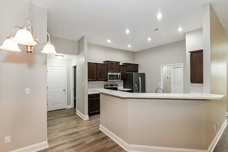 8679 Courtly Cir S in Olive Branch, MS - Foto de edificio - Building Photo