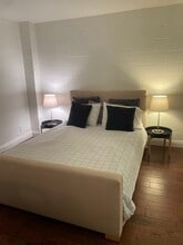 225 W 6th St, Unit 406 in Long Beach, CA - Building Photo - Building Photo