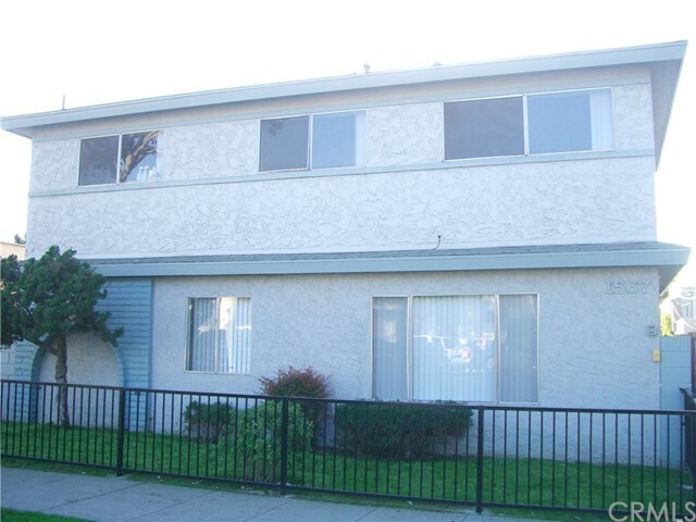 1567 Stanton Pl-Unit -2 in Long Beach, CA - Foto de edificio