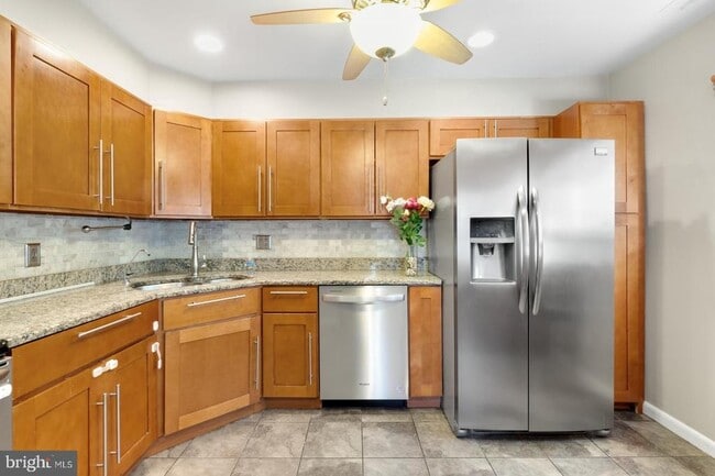 20 Montgomery Ave in Bala Cynwyd, PA - Building Photo - Building Photo