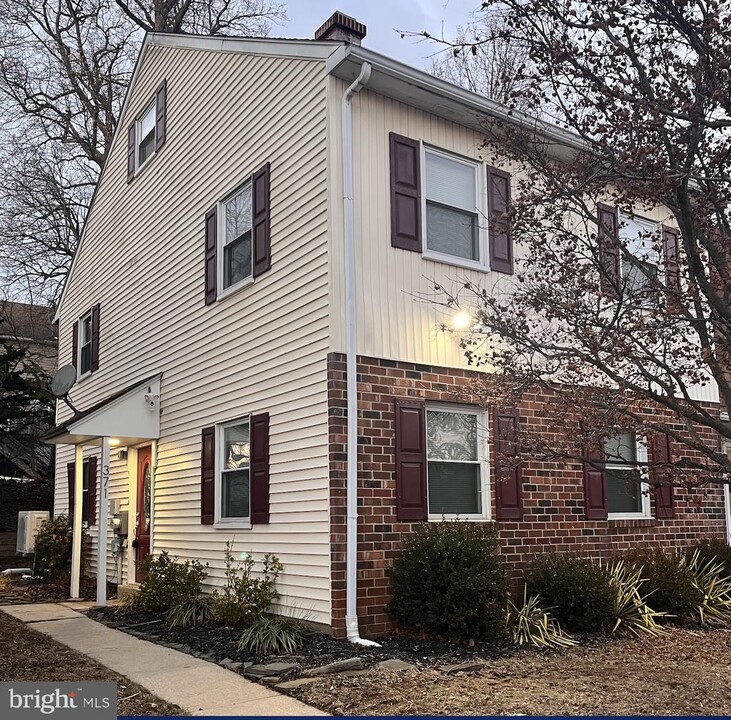 371 Wells Terrace in West Chester, PA - Building Photo