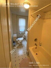 449 W Walnut St photo'