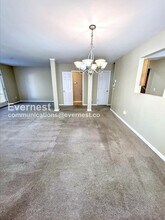 941 Ujamaa Dr in Raleigh, NC - Foto de edificio - Building Photo