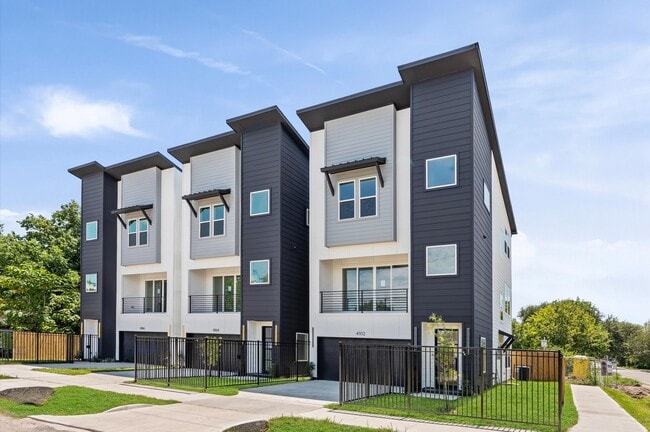 4102 Alice St in Houston, TX - Building Photo - Building Photo