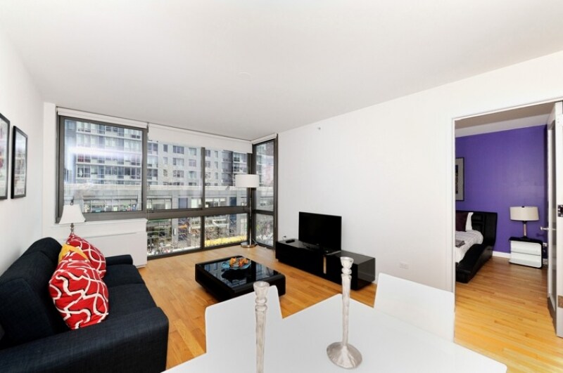 808 Columbus Ave in New York, NY - Building Photo