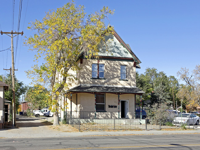 813 N Grand Ave in Pueblo, CO - Building Photo - Building Photo