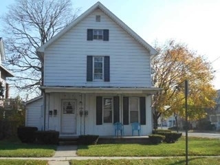 227 Cass St in Monroe, MI - Foto de edificio - Building Photo