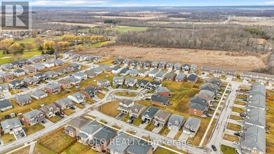 1511 Marina Dr in Fort Erie, ON - Building Photo - Building Photo