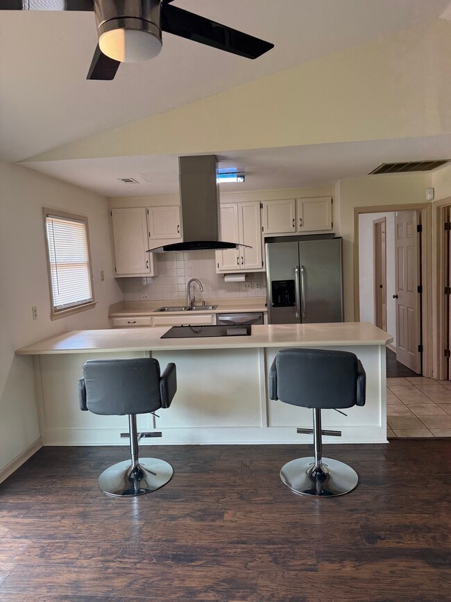 property at 117 Lewis Ln