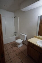 1907 23rd Ave SE in Norman, OK - Building Photo - Building Photo