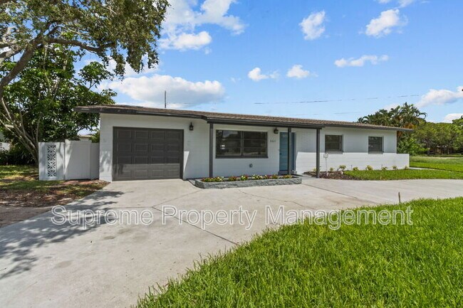 property at 3621 Searobin Dr SE