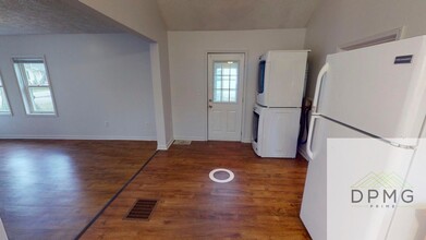 2814 Vermont St in Lansing, MI - Building Photo - Building Photo