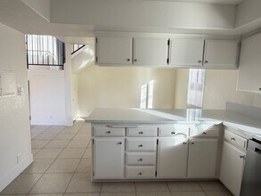 150-152 S Harwood St in Orange, CA - Building Photo - Building Photo