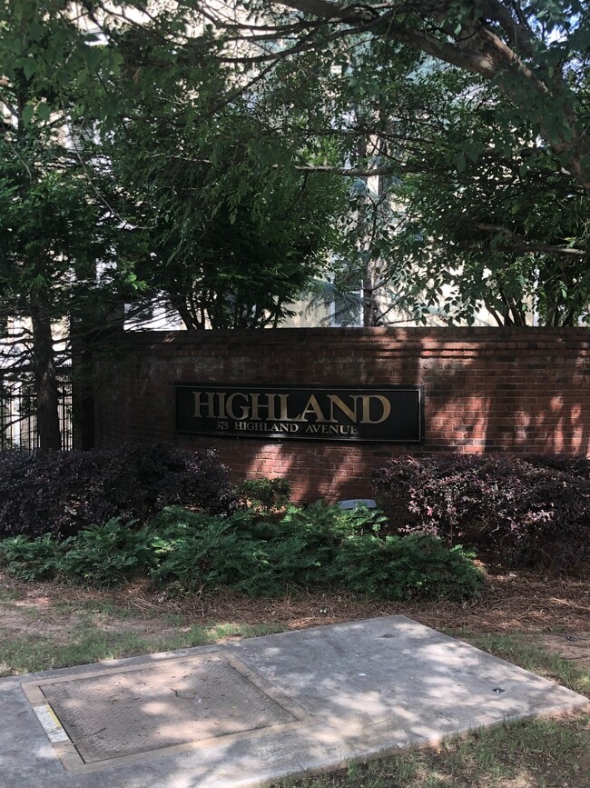 375 Highland Ave NE in Atlanta, GA - Building Photo - Building Photo