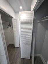 9321 SW 26th St in Miami, FL - Building Photo - Building Photo