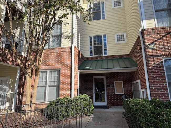 901 Canenaugh Dr in Raleigh, NC - Building Photo - Building Photo