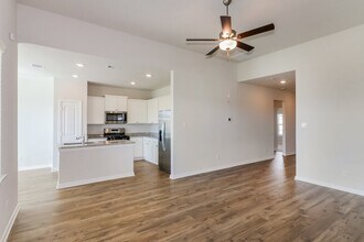 405 Sunny Highlands Dr in Katy, TX - Building Photo - Building Photo