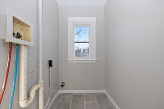 45 Cowles St in Bridgeport, CT - Foto de edificio - Building Photo
