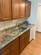 2402 Pond View Dr in West Chester, PA - Building Photo - Building Photo