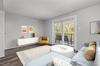 408 Bonnie Brae Dr in Coraopolis, PA - Building Photo - Building Photo