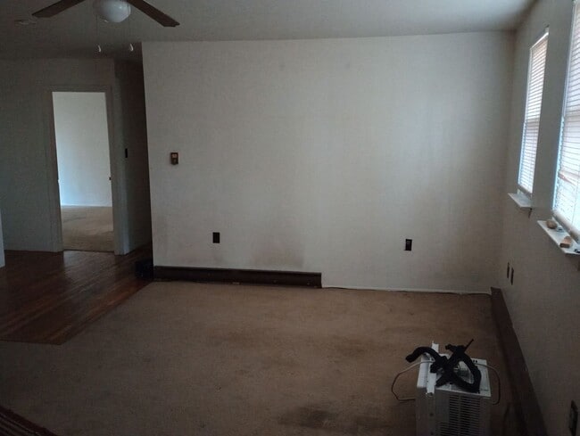 303 S Atlantic Ave E in Stratford, NJ - Building Photo - Building Photo