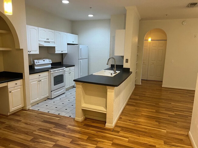 property at 860 N Orange Ave
