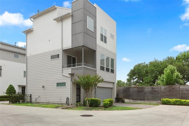 property at 2729 Eado Edge Ct