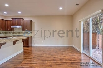 6267 NE Sherborne St in Hillsboro, OR - Building Photo - Building Photo