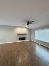 13 Olive Tree Cir NE in Minot, ND - Building Photo - Building Photo