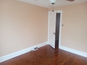 30 Bellevue Ter in Collingswood, NJ - Foto de edificio - Building Photo