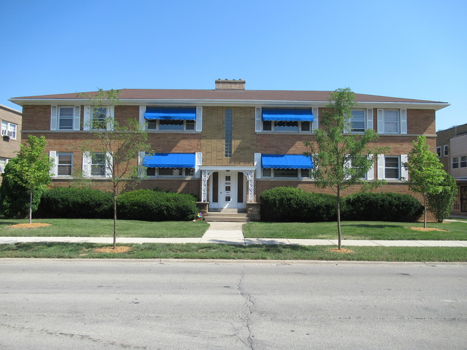 1809 E 31st St in La Grange Park, IL - Building Photo