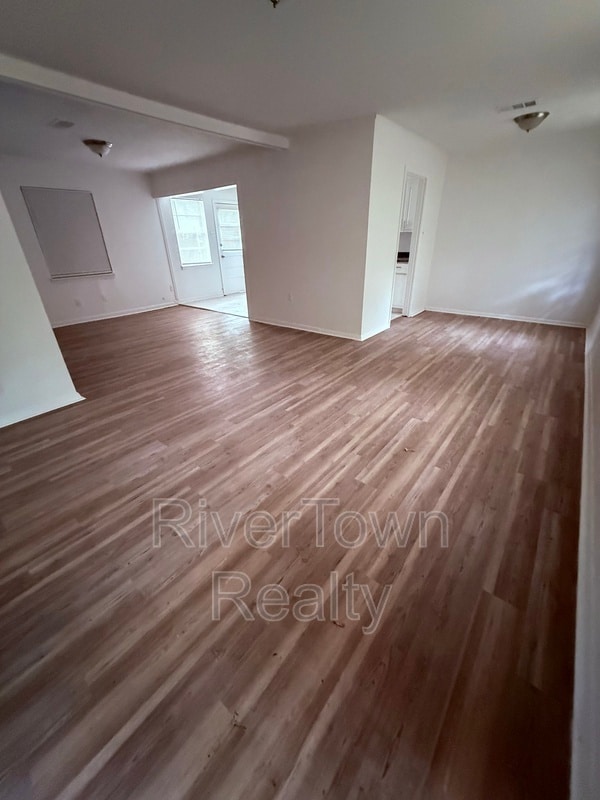 property at 3602 Suzanne Dr