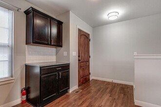 2302 W Deerbrooke Trail in Ozark, MO - Building Photo - Building Photo