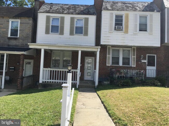 property at 2477 W Cold Spring Ln