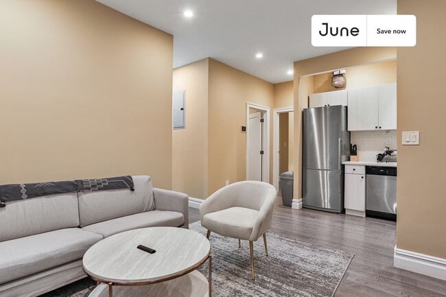 23 E 109th St in New York, NY - Building Photo - Building Photo