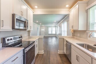 1025 Peachtree St in Chattanooga, TN - Building Photo - Building Photo