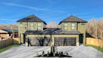 5531 Nielan St in Houston, TX - Building Photo