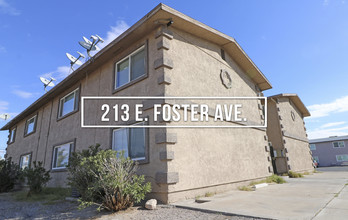 213 E Foster Ave in Henderson, NV - Building Photo - Building Photo